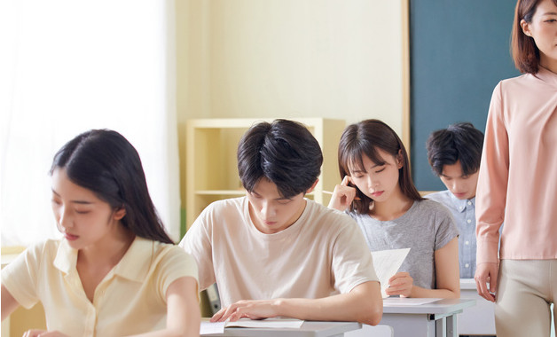 科学社会主义理论与实习报告