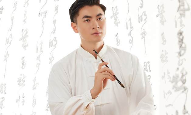 东食西宿什么意思